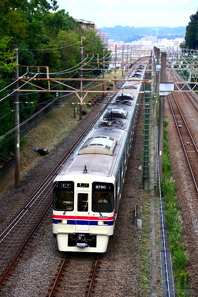 相模原線 京王多摩センター付近