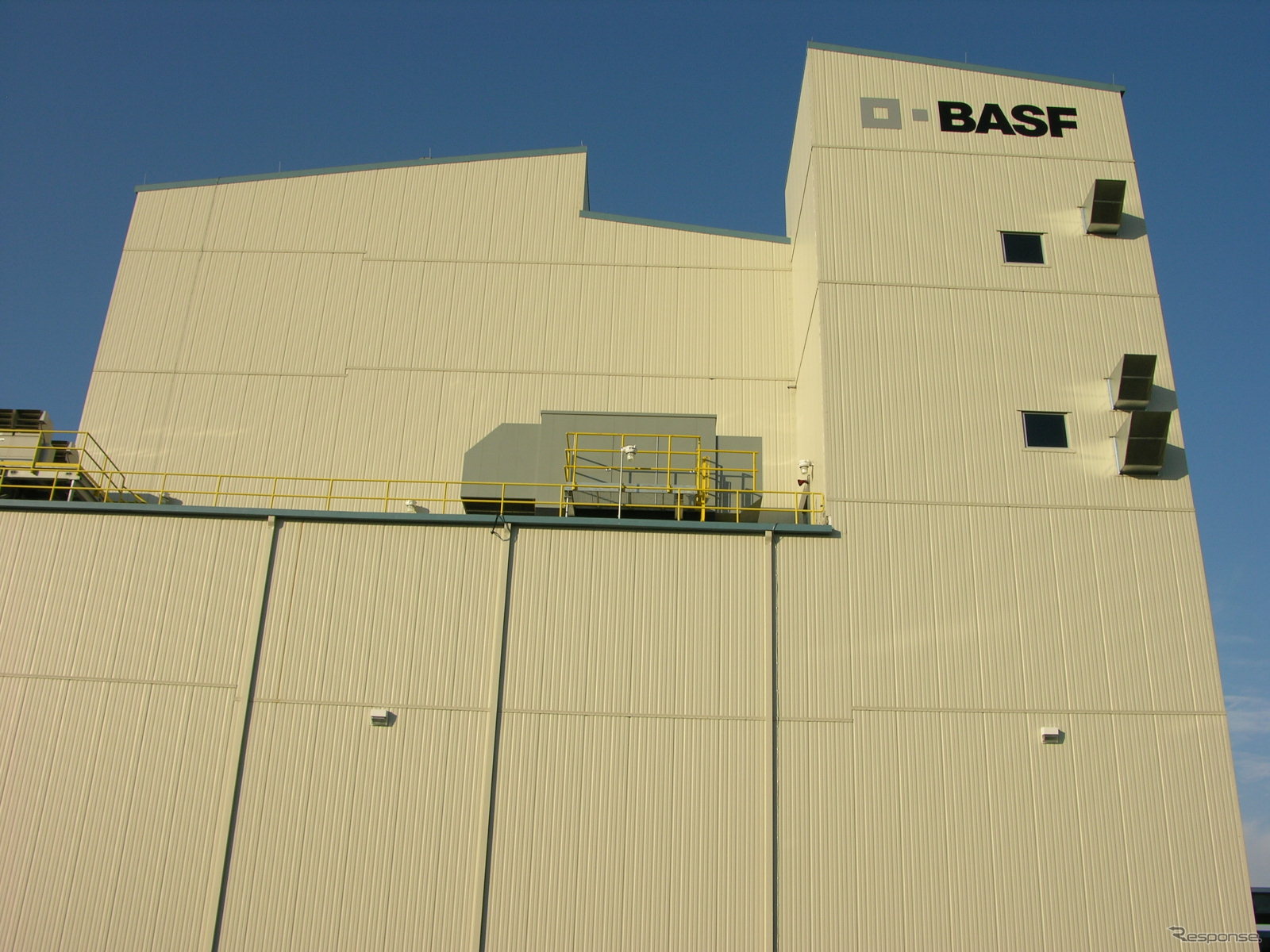 米国オハイオ州イリリアに竣工したBASFの車載リチウムイオン電池正極材製造プラント
