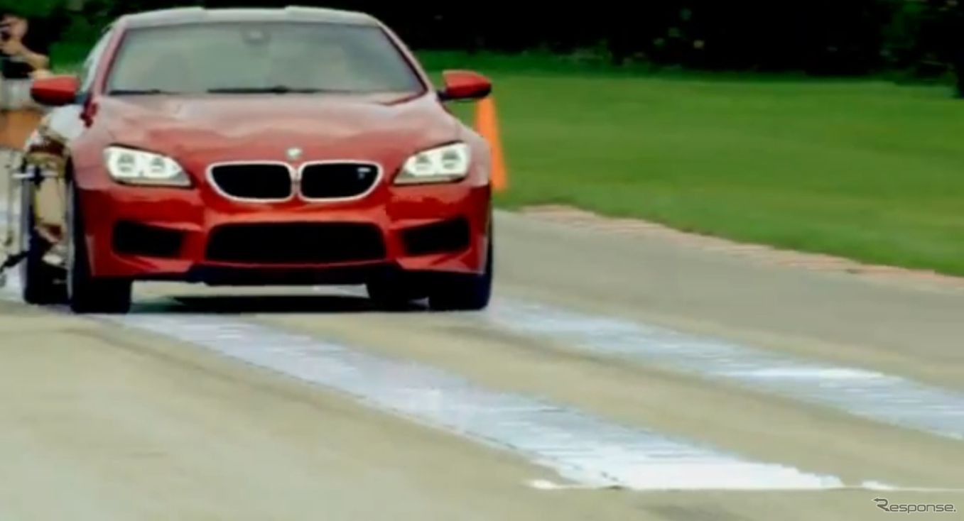 新型BMW M6クーペによる「Mプリント」の製作映像(動画キャプチャ）