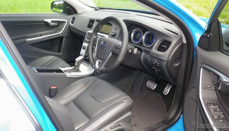 ボルボ V60 T4 Rデザイン