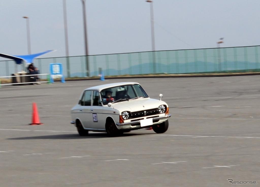 スバルFF1 1300Gデラックス