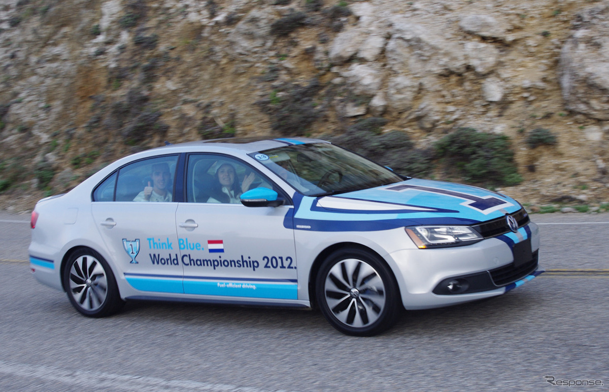 VW ジェッタハイブリッド Think Blue. World Championship 2012仕様