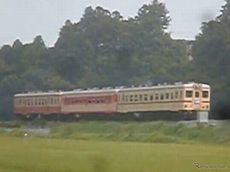 ひたちなか海浜鉄道。2011年のキハ3連