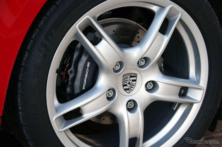 【新型ポルシェ ボクスター 海外試乗】その4 極扁平を感じさせない軽快な乗り味…河村康彦