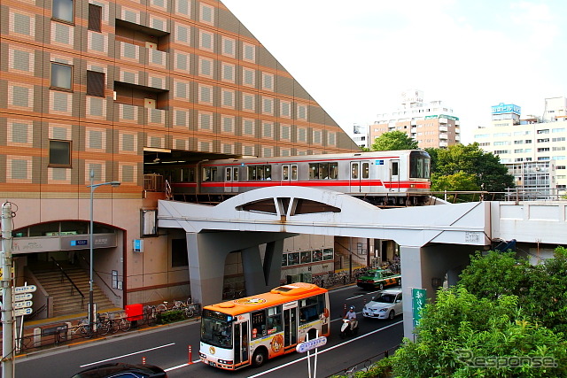 （メトロ）後楽園駅と（都営）春日駅の駅構内もきっぷなしで通過できるように