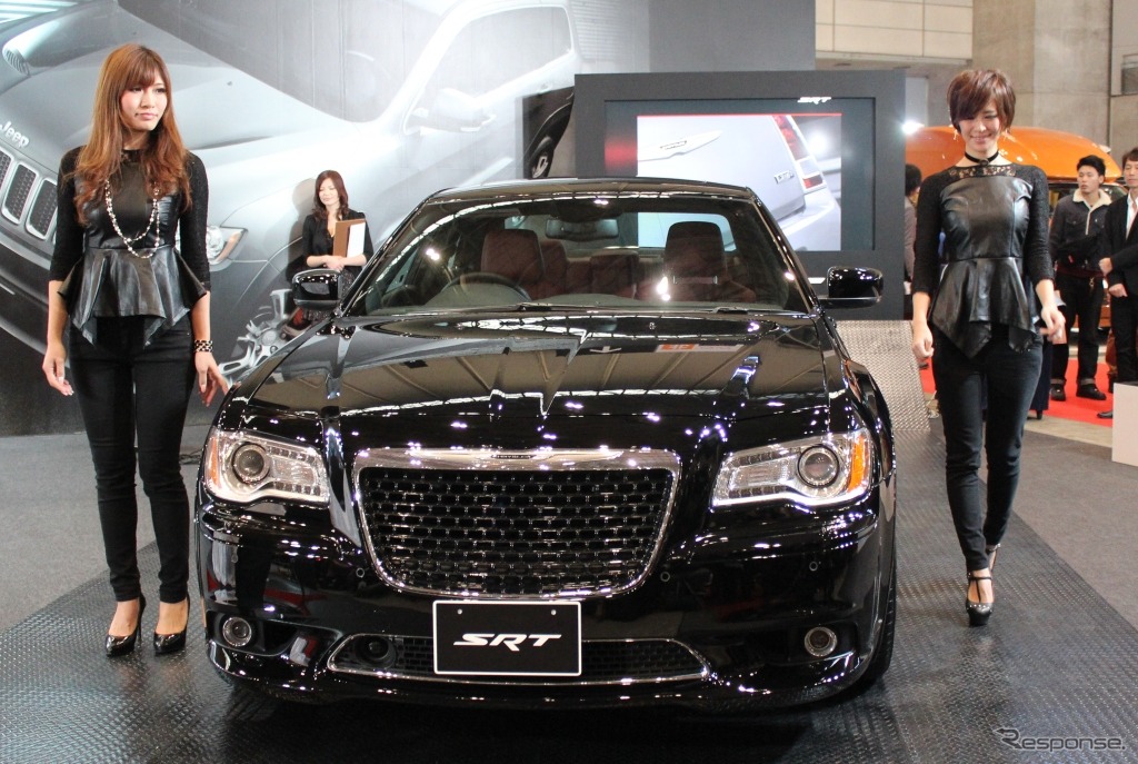 クライスラー・300SRT8