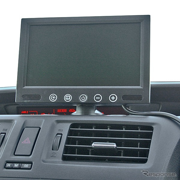 エバーグリーン・車載用7インチオンダッシュモニター