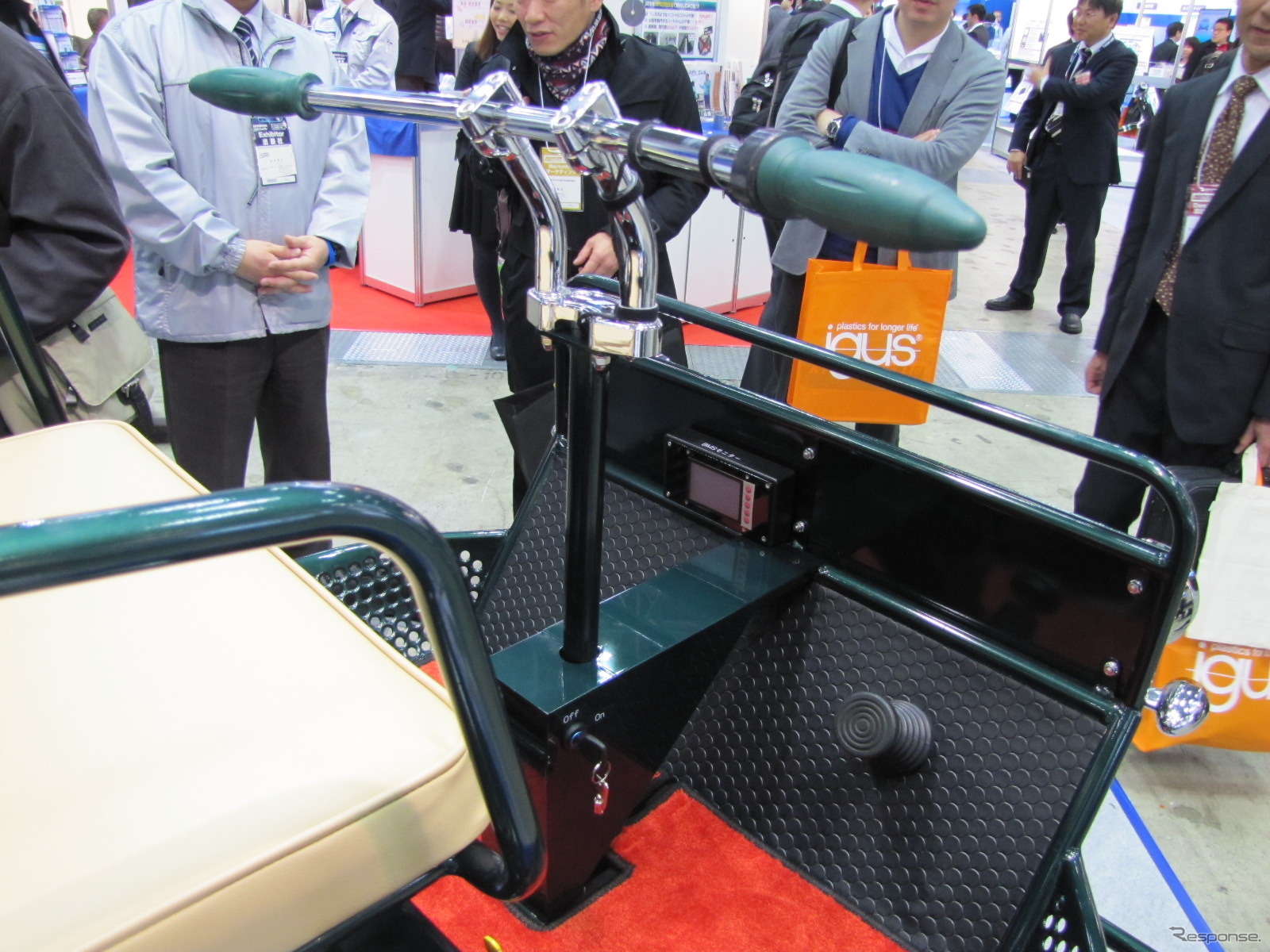 島根県次世代自動車等技術研究会のEV（オートモティブワールド2013）