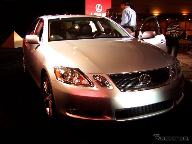 【2005年高級車ウォーズ】トヨタ「レクサス」日本上陸で始まる