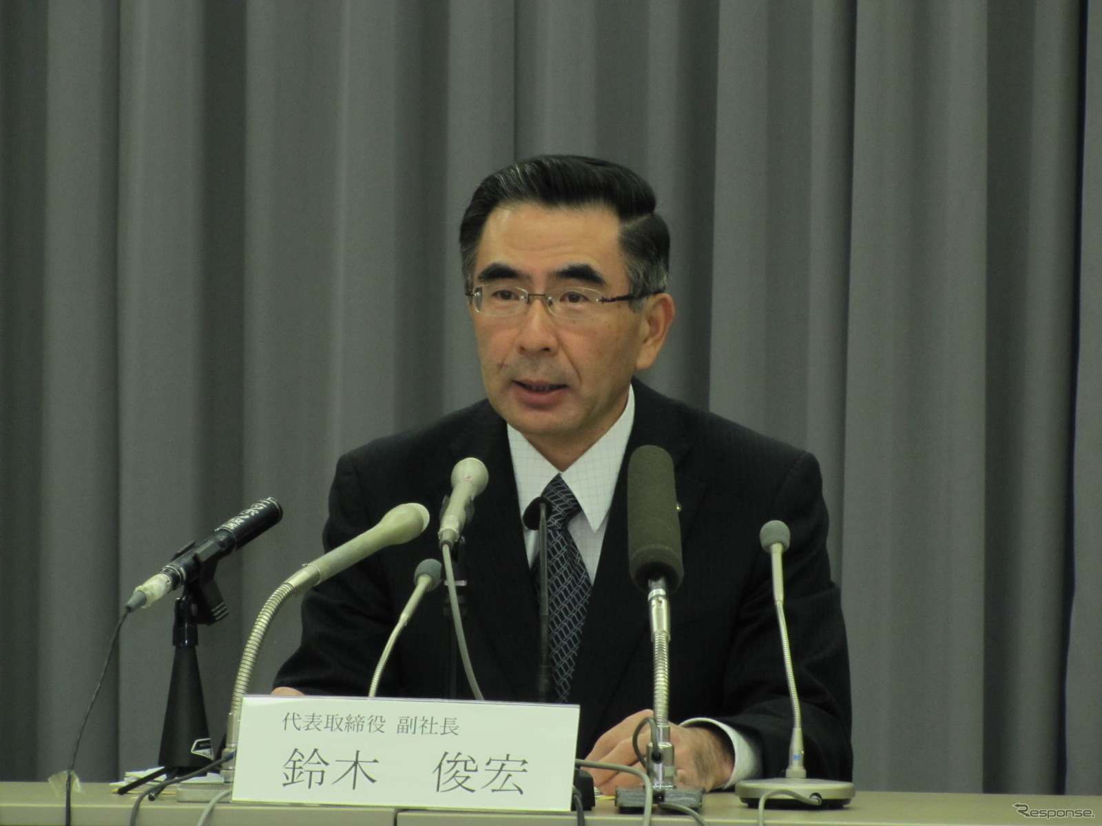 スズキの鈴木俊宏副社長（2013年3月期第3四半期決算会見）