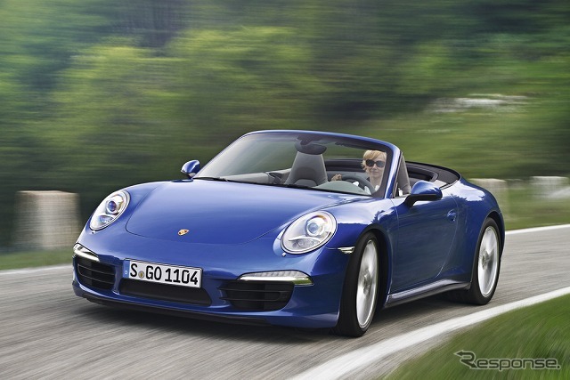 新型911カレラ4カブリオレ