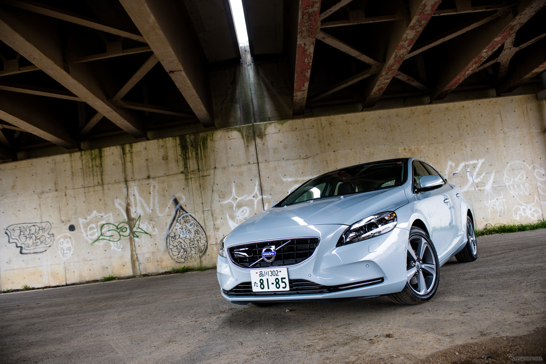 ボルボ・V40 T4