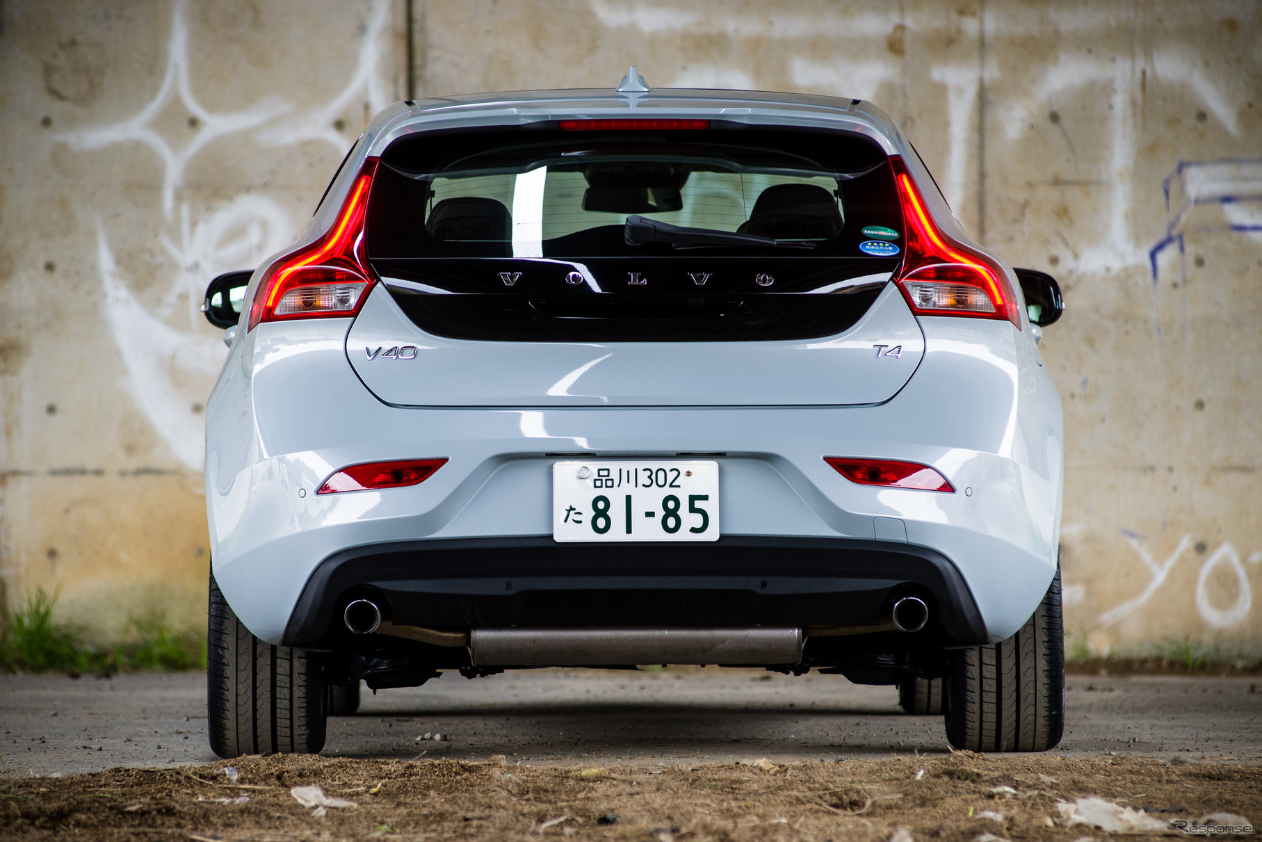ボルボ V40