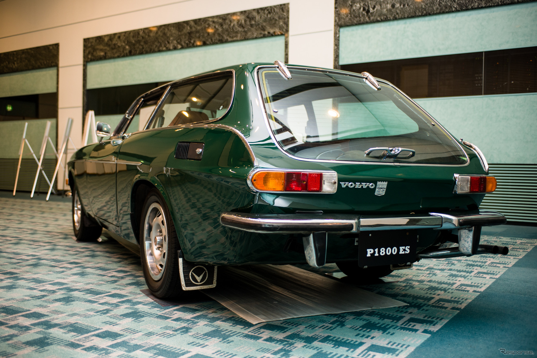 ボルボ・P1800 ES