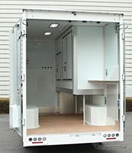 ヤマト運輸とトヨタ自動車、日野自動車が実証運行を行うEV小型トラック