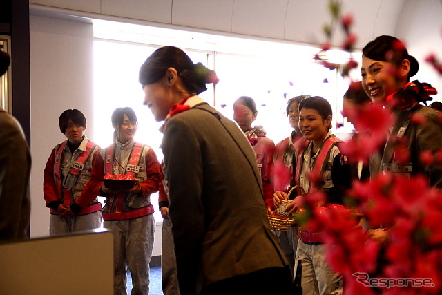 JAL ひなまつりフライト（2013年3月3日 羽田空港）