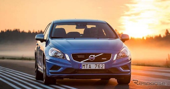 ボルボ・S60 T4 R-DESIGN （本国仕様）