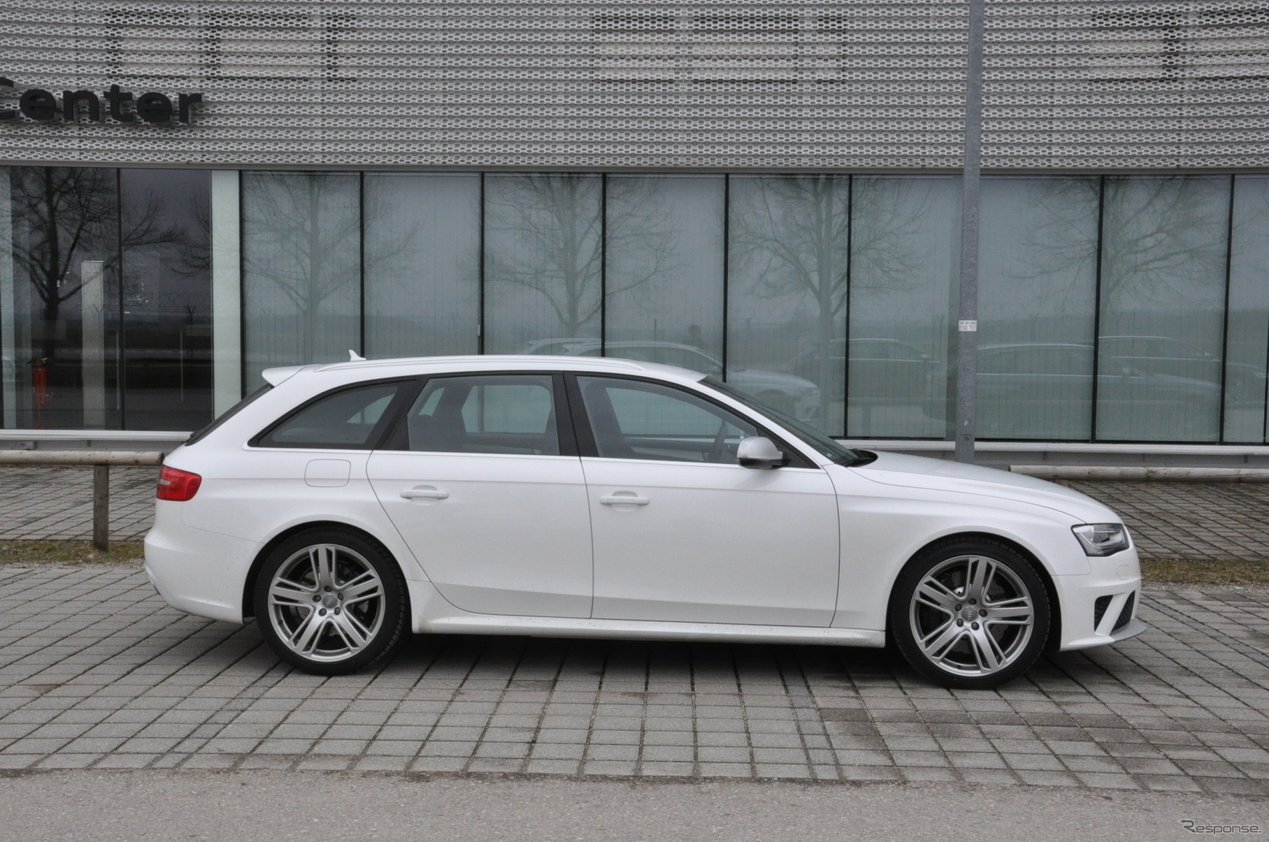 アウディ・RS4