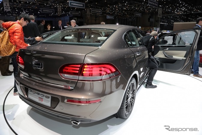 中国クオロス社の クオロス3（ジュネーブモーターショー13）