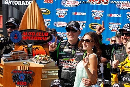 ホーム・フォンタナでトヨタに初勝利をもたらしたカイル・ブッシュ