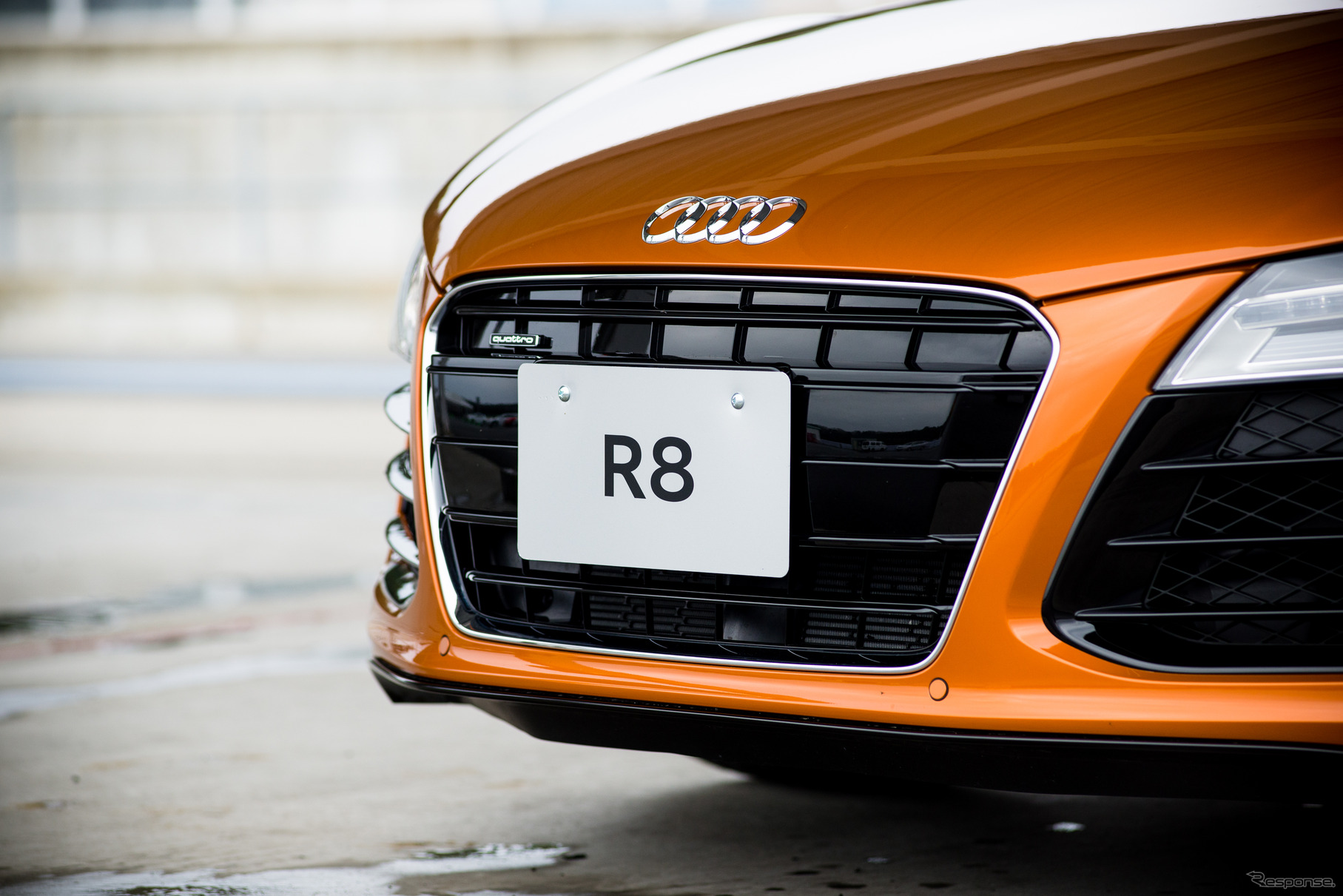 アウディ・R8 クーペ 4.2 FSI quattro