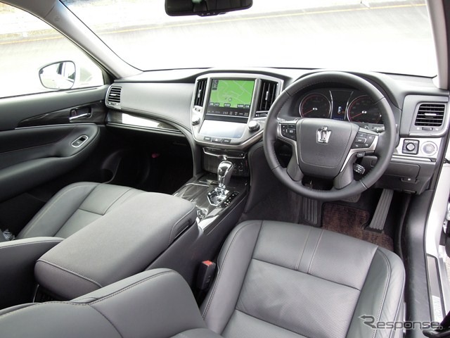 トヨタ クラウンアスリート