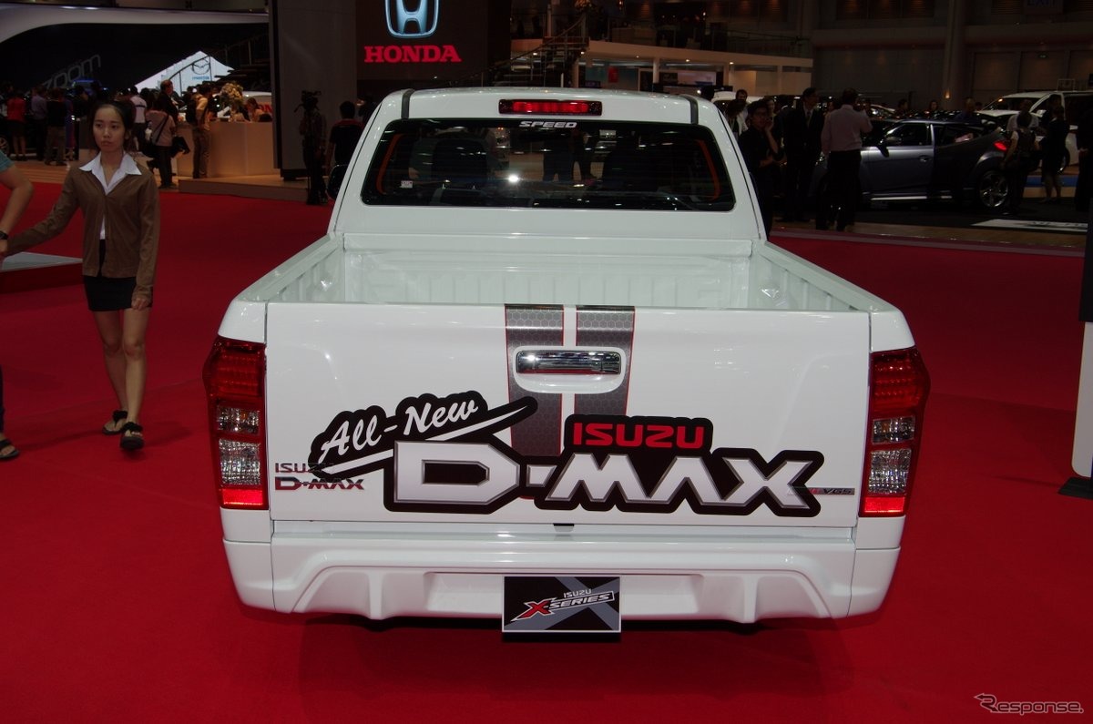 いすゞ D-MAX（バンコクモータショー13）
