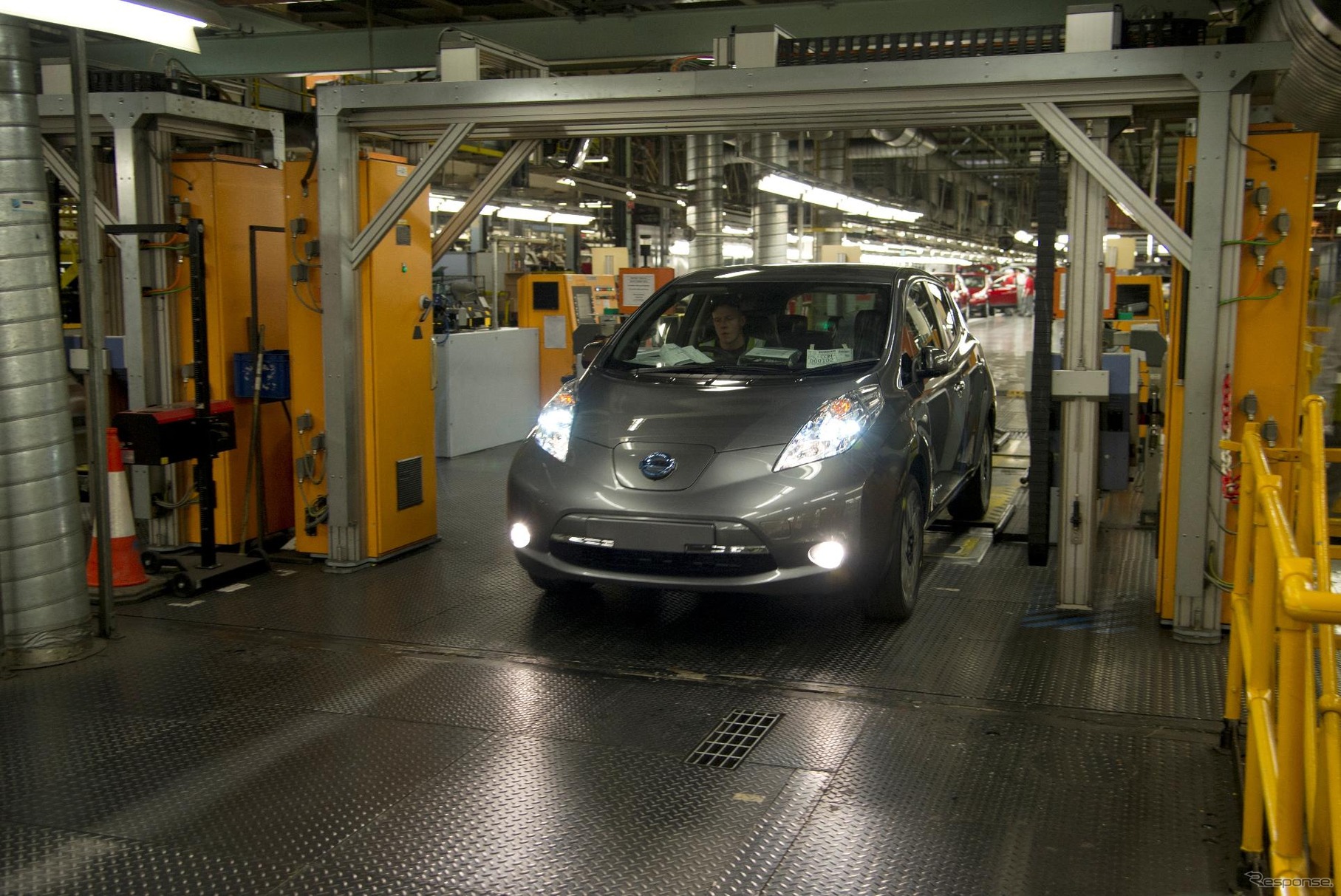 3月28日、英国サンダーランド工場で生産が開始された日産リーフ