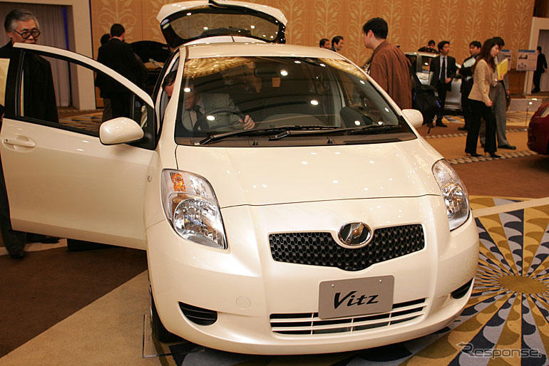 【トヨタ ヴィッツ 新型発表】ネッツ専売車種には全てマーク