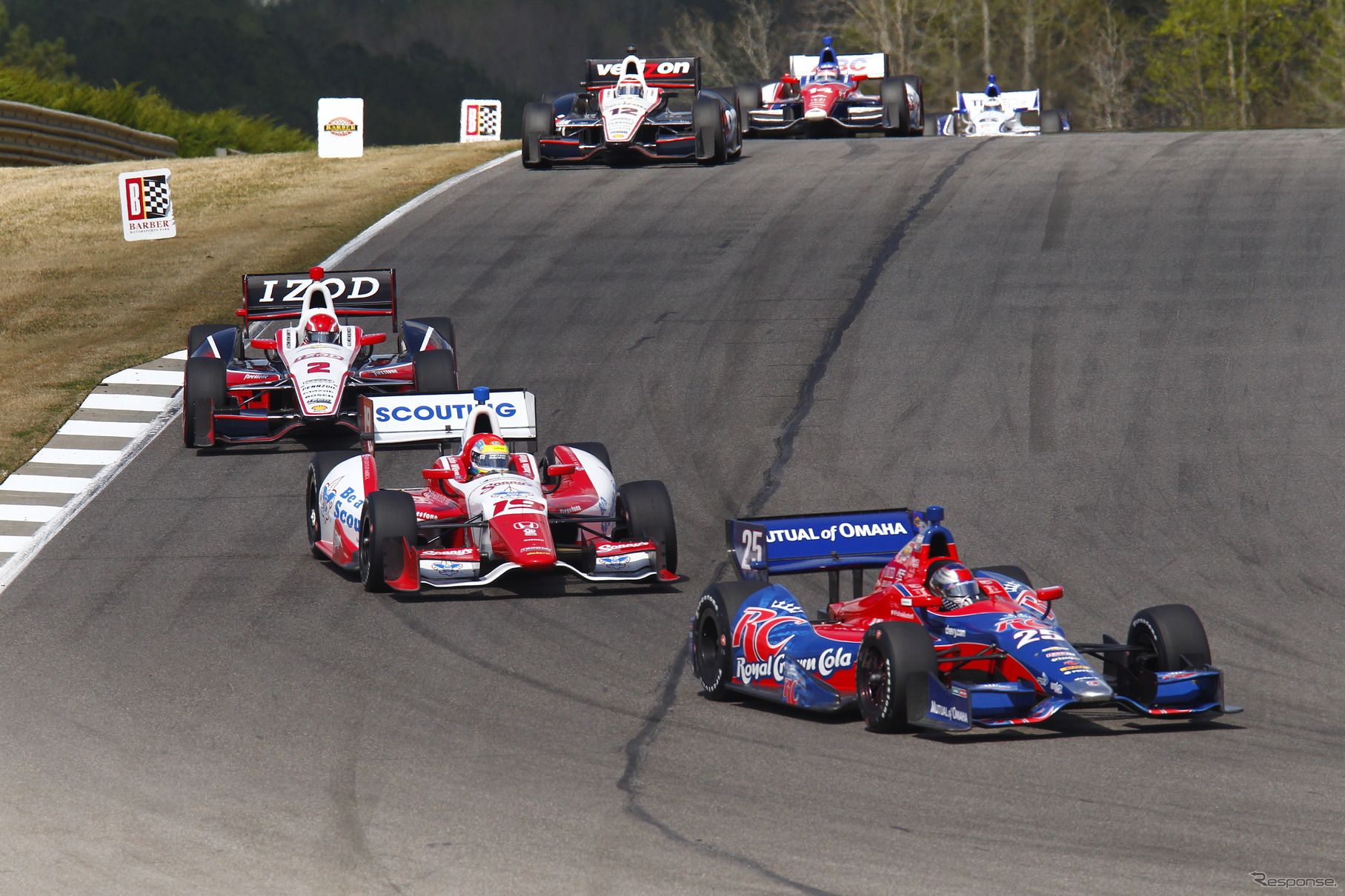 2013年インディカー・シリーズ第2戦アラバマの決勝レースシーン。写真：Indycar