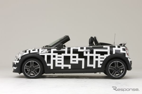 布袋寅泰とMINIのコラボレーションモデル