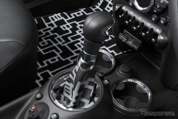 布袋寅泰とMINIのコラボレーションモデル
