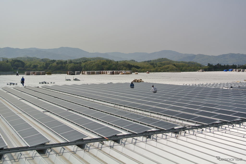 ソーラー発電パネル