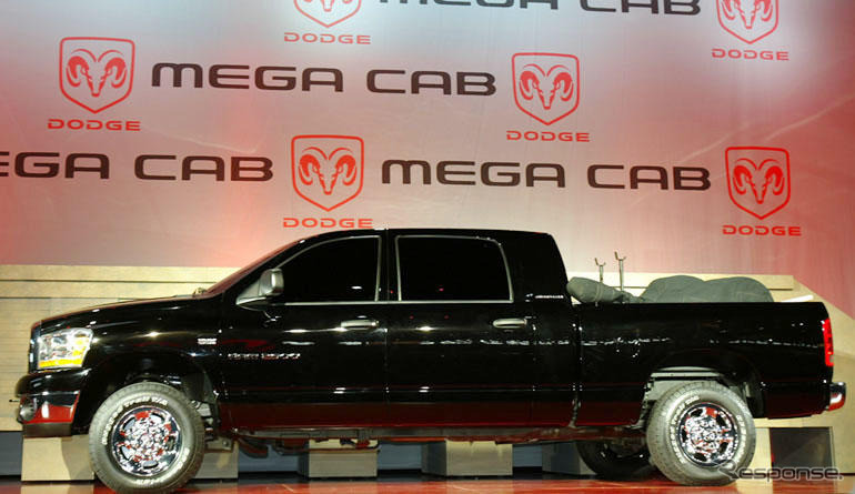 【シカゴモーターショー05】ダッジ ラム メガキャブ…とにかく広い