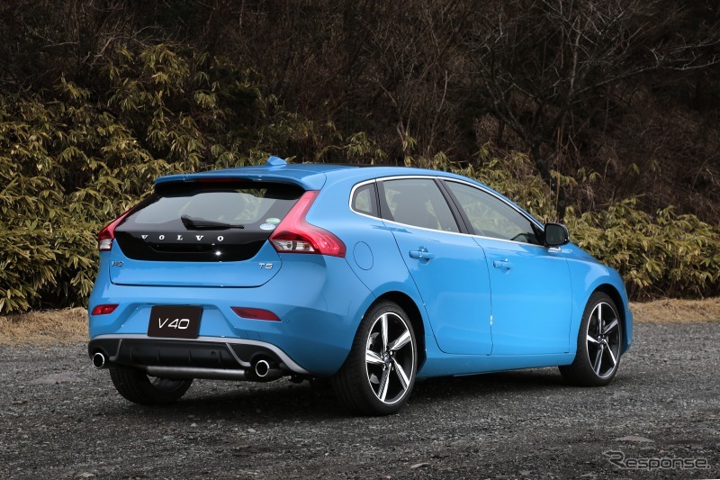 ボルボ V40 T5 R-DESIGN