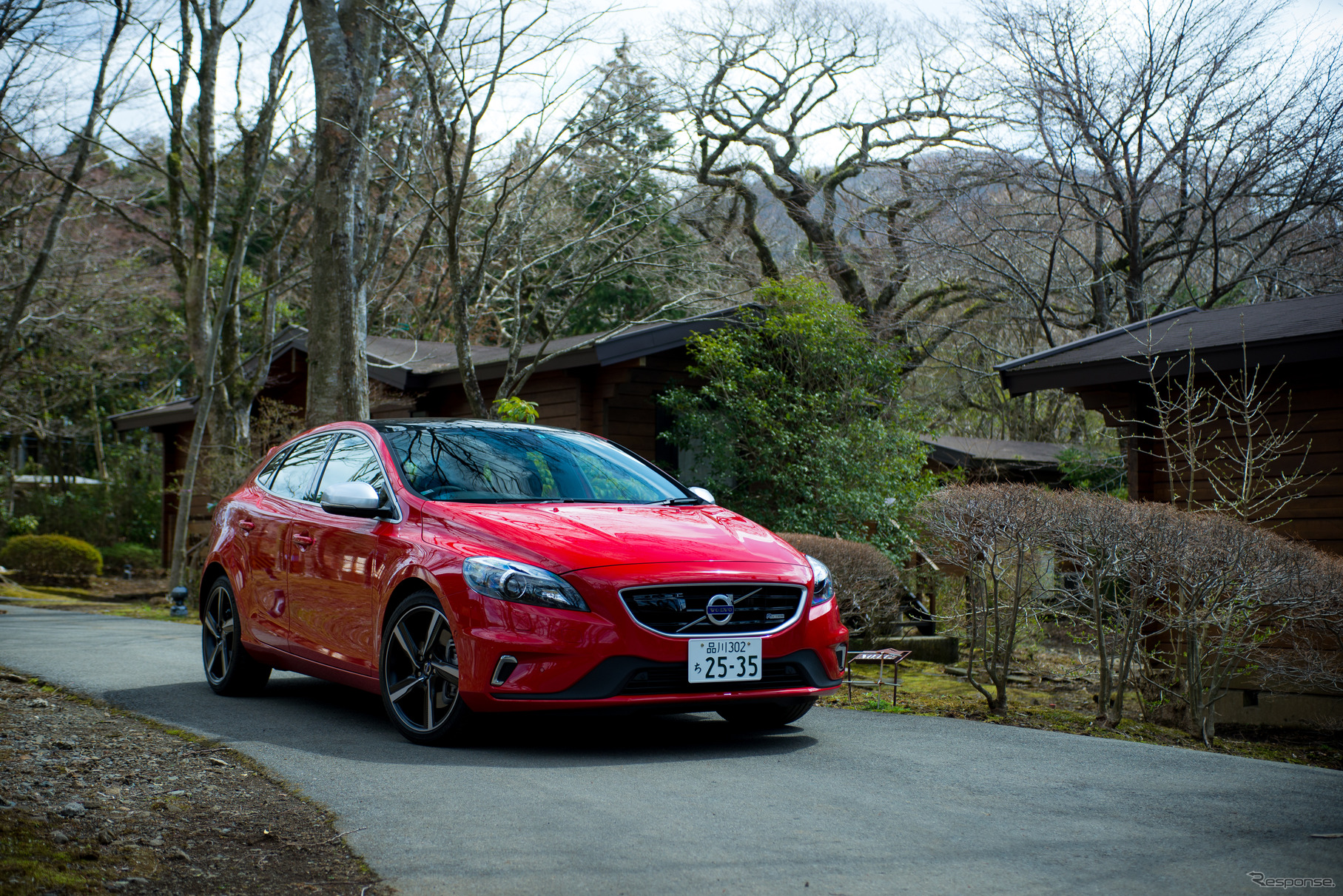 ボルボ・V40 T5 R-DESIGN