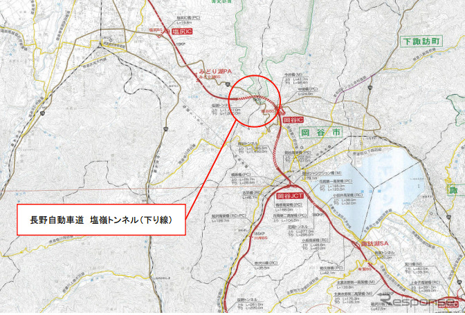 長野自動車道の塩嶺トンネル内で管路材が走行車線上にはみだす事象が発生