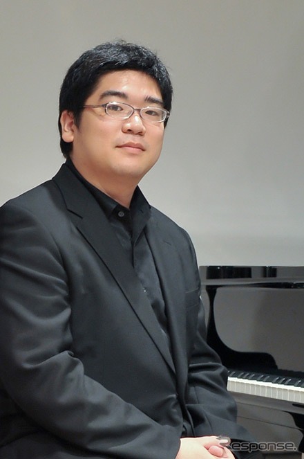 鈴木慎崇氏［ピアノ］
