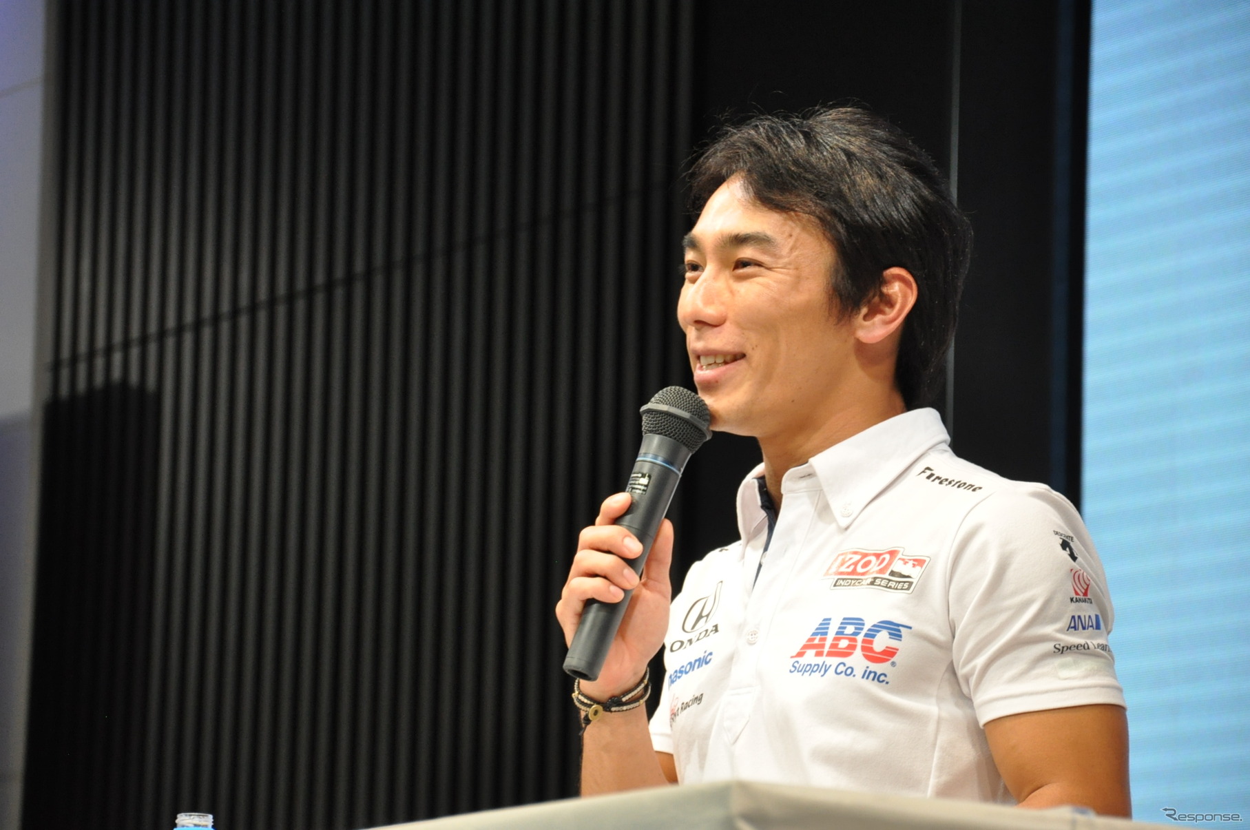 インディカー日本人初勝利の佐藤琢磨選手凱旋会見（ホンダ青山本社）