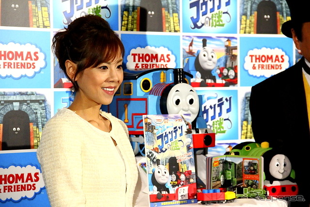 「きかんしゃトーマス ブルーマウンテンの謎」公開イベントでの高橋英樹さんと高橋真麻さん