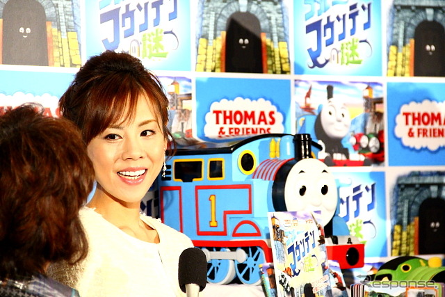 「きかんしゃトーマス ブルーマウンテンの謎」公開イベントでの高橋英樹さんと高橋真麻さん