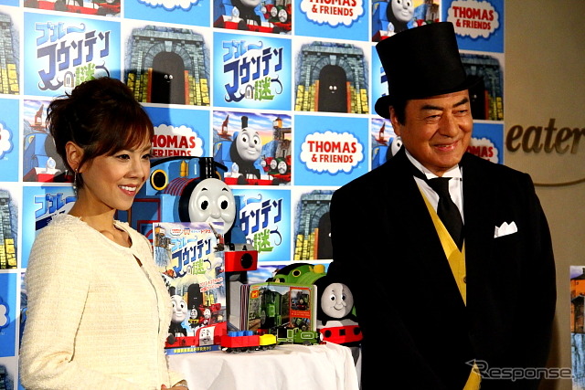 「きかんしゃトーマス ブルーマウンテンの謎」公開イベントでの高橋英樹さんと高橋真麻さん