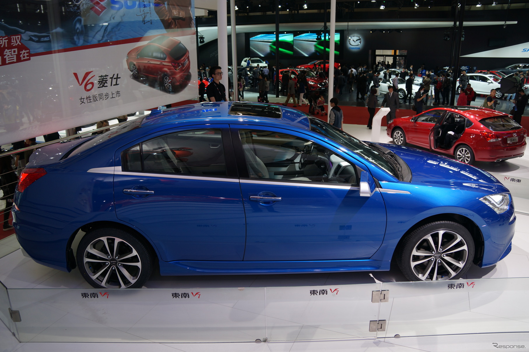 東南汽車・V7（上海モーターショー13）
