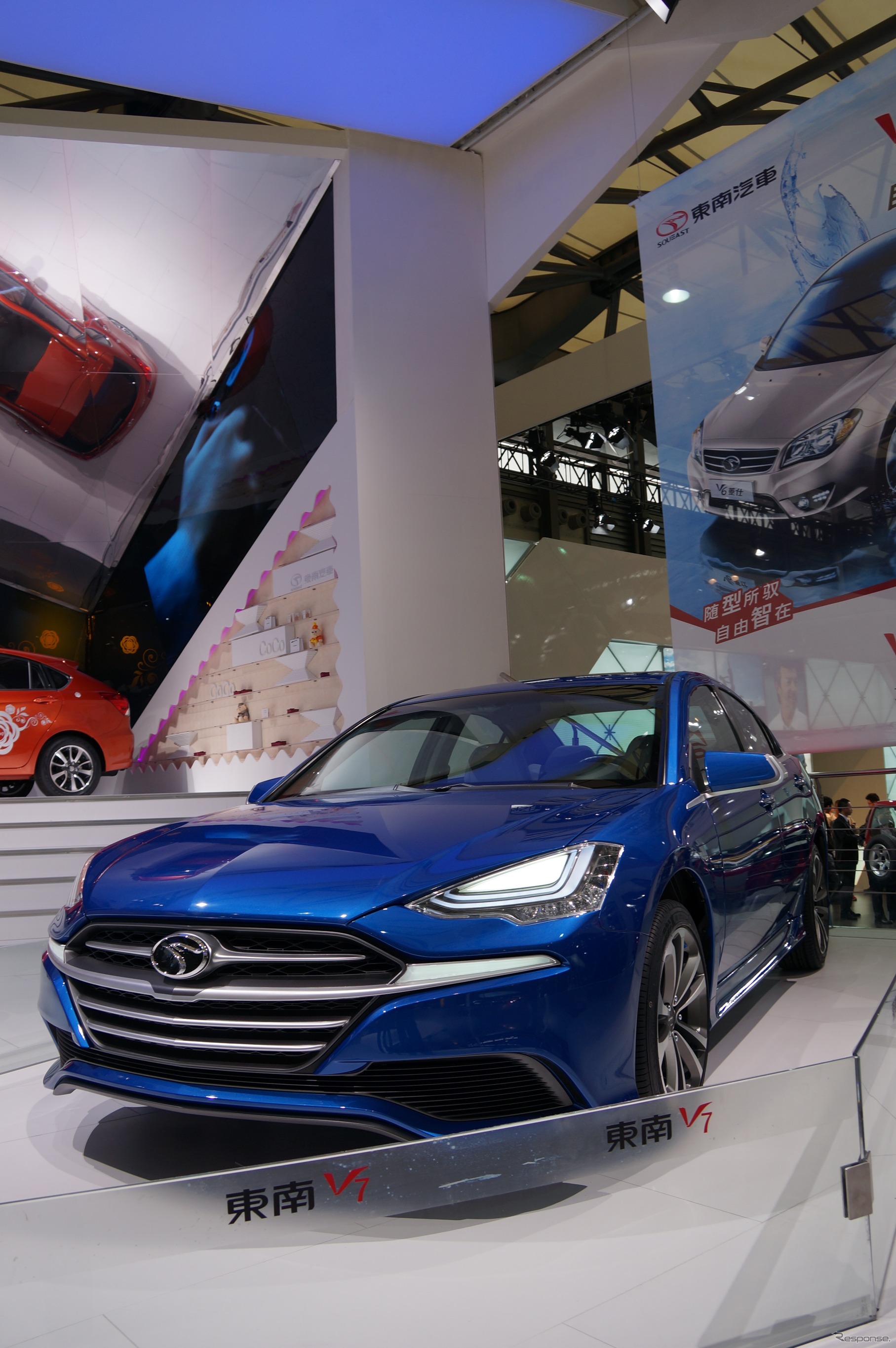 東南汽車・V7（上海モーターショー13）