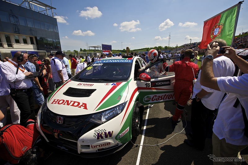 ティアゴ・モンテイロ選手