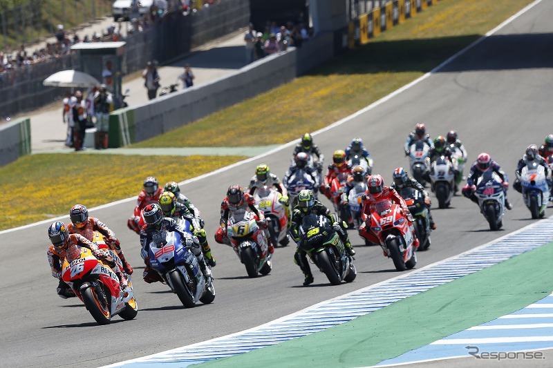 MotoGP ダニ・ペドロサ選手(#26)、マルク・マルケス選手(3番手)