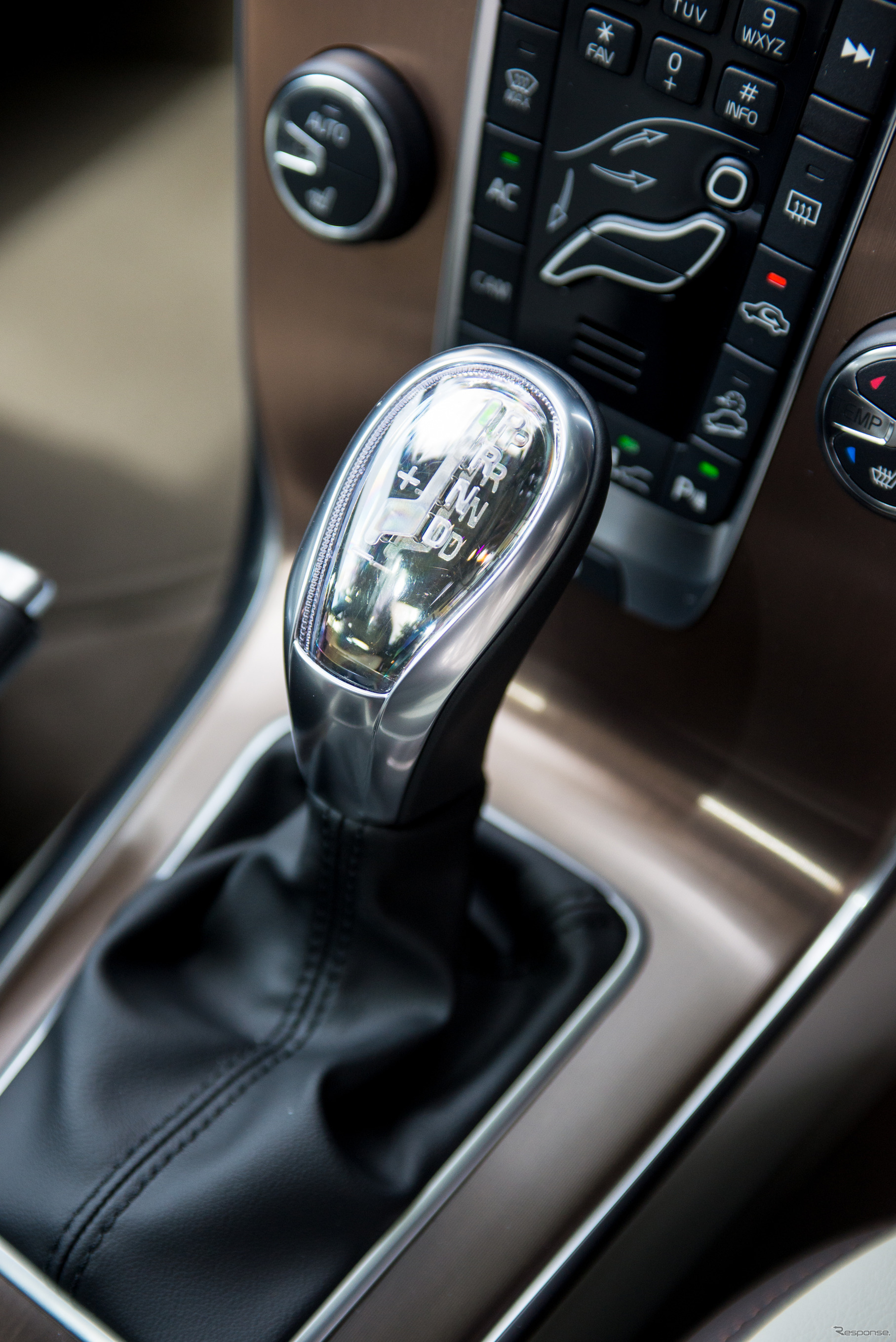 ボルボ・V40 クロスカントリー T5 AWD