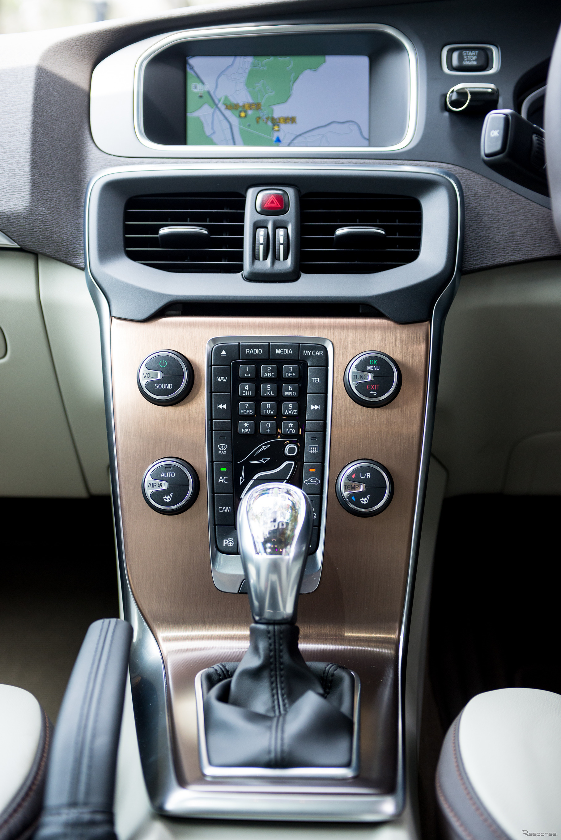 ボルボ・V40 クロスカントリー T5 AWD