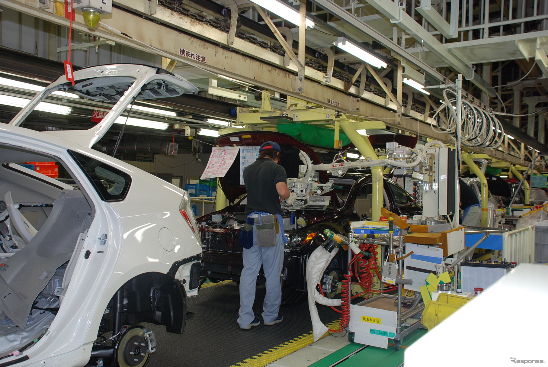 プリウスを製造する堤工場