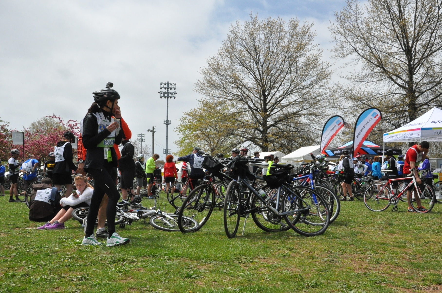 バイクニューヨーク13昼食会場のようす